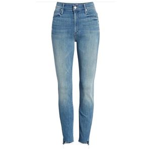 The Stunner Zip Ankle Step Fray Jeans